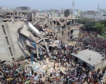 Ya son más de 500 los muertos por el derrumbe de un edificio en Bangladesh
